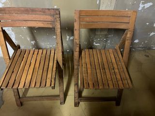 2 Sillas de Madera Plegables