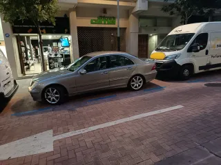 Mercedes-Benz w203 2004