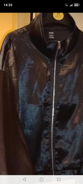 Chaqueta corta satén SHEIN Talla XL