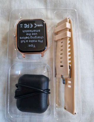 Smartwatch dorado nuevo sin estrenar