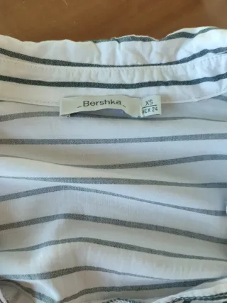 Blusa Bershka Rayas Cruzada