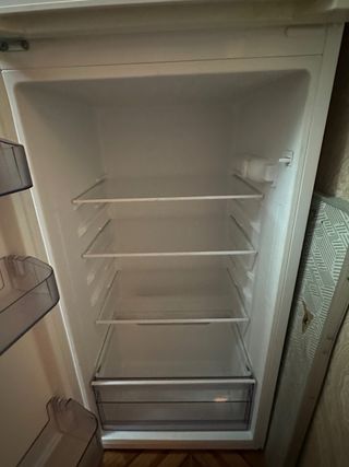 Nevera Rommer blanca
