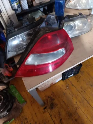 Piloto trasero derecho Renault Megane