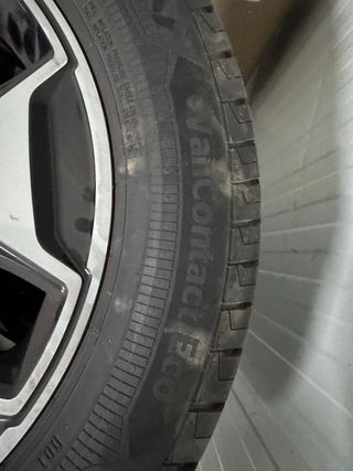 Llantas Ford Tourneo Custom 2024