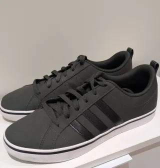 Zapatillas Adidas Verdes y Negras