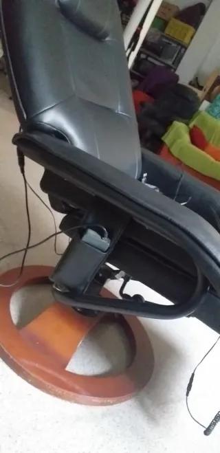 Sillón masaje piel sintética negro