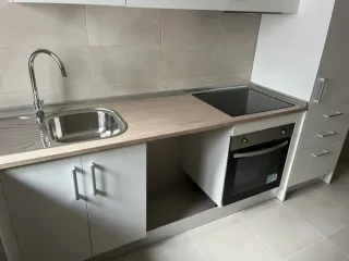 MUEBLES DE COCINA A ESTRENAR