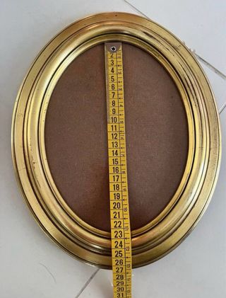 Marco ovalado dorado madera 25x30 cm