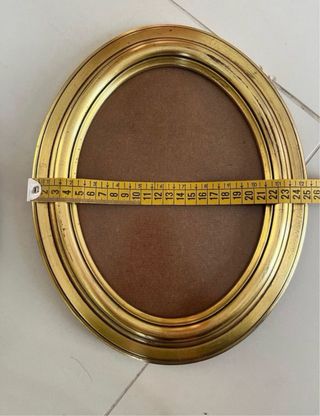 Marco ovalado dorado madera 25x30 cm