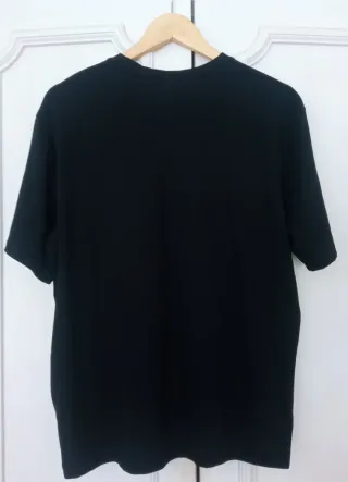 Camiseta Negra Dark Skull con etiqueta Talla L