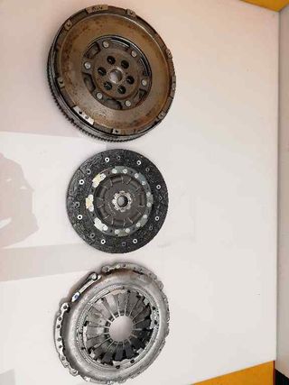 KIT EMBRAGUE FIAT BRAVO (182)