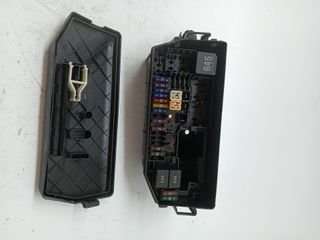 CAJA RELES / FUSIBLES SEAT ARONA (2)