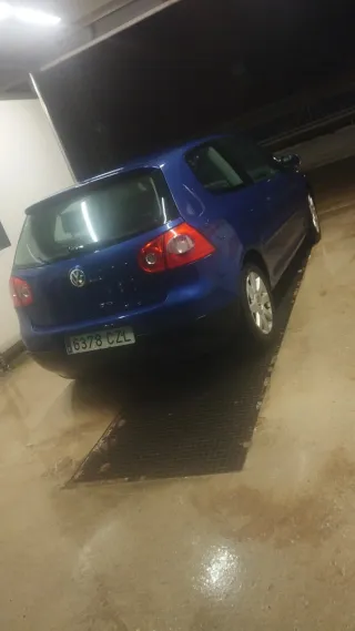 Volkswagen Golf 2003