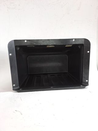 GUANTERA TESLA MODEL S (3)