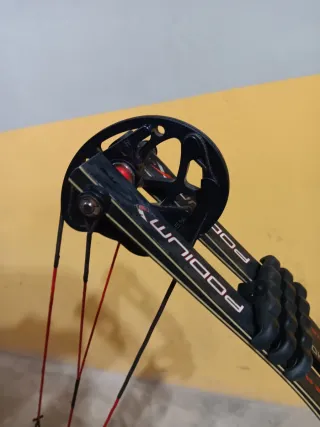 Arco compuesto Hoyt Podium X