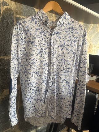 Camisa Zara Estampada Azul y Blanca