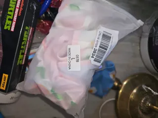 Ropa para perro gris y blanco