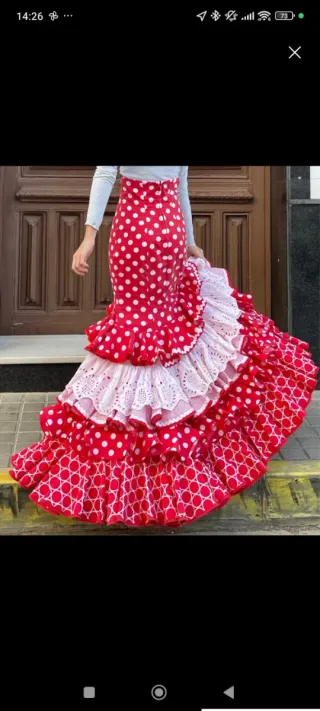 Falda flamenca lunares roja talla 34 hecha a medid