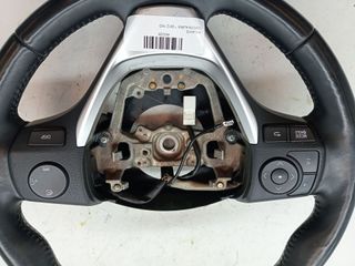 VOLANTE TOYOTA AURIS (2)