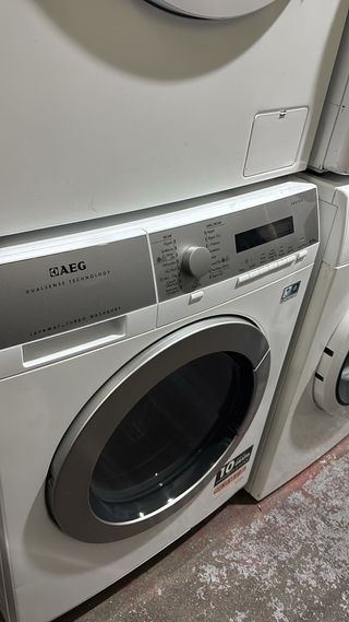 Lavadora Secadora AEG 8-6kg 1400rpm