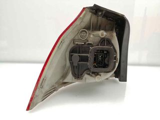 PILOTO TRASERO DERECHO VOLKSWAGEN GOLF V BERLINA (1K1) (8)