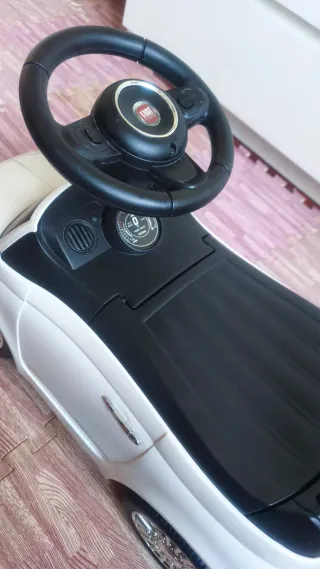 Coche correpasillos Fiat 500 blanco