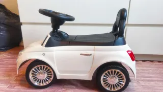 Coche correpasillos Fiat 500 blanco
