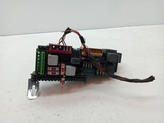 CAJA RELES / FUSIBLES MERCEDES-BENZ CLASE E (W212) LIM. (2)