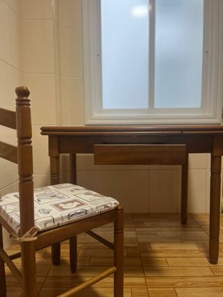 Mesa y Silla Cocina Madera