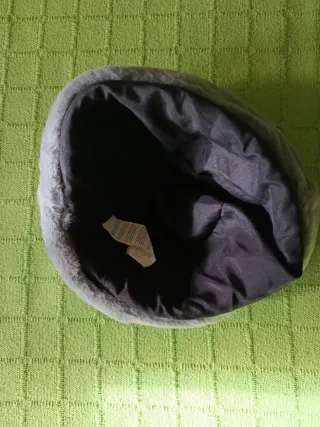 Gorro de pelo gris a estrenar con etiqueta