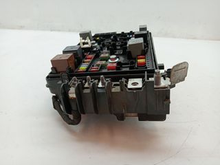 CAJA RELES / FUSIBLES OPEL ASTRA GTC