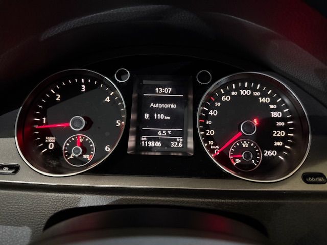 Volkswagen Passat 2010