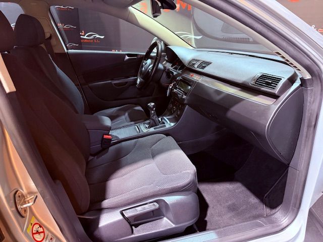 Volkswagen Passat 2010