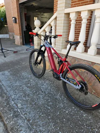 Mondraker Level R