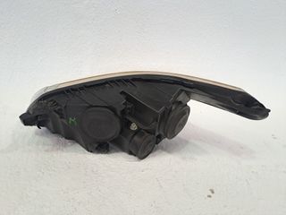 FARO DERECHO CITROEN C3 PICASSO (2)