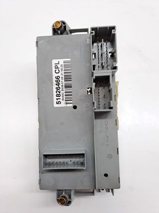 CAJA RELES / FUSIBLES LANCIA DELTA (181)