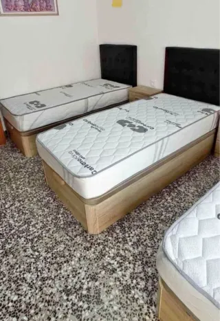 Canapé abatible de madera