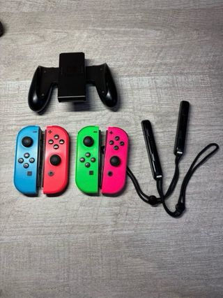 Nintendo Switch + 4 mandos + mando pro +accesorios