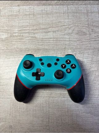 Nintendo Switch + 4 mandos + mando pro +accesorios