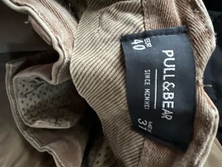 Pantalón chino Pull and Bear beige