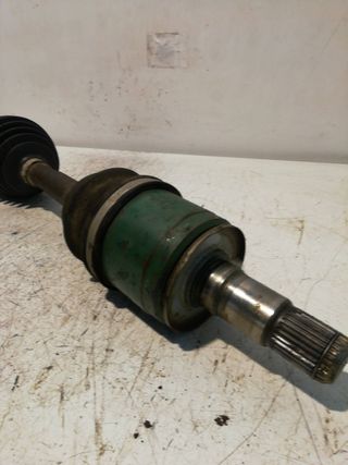 TRANSMISION DELANTERA IZQUIERDA MITSUBISHI MONTERO (V20/V40)