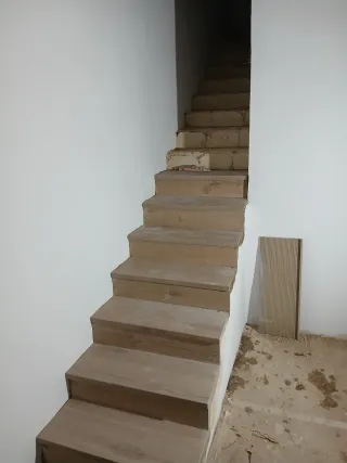 Albañil y fontanero