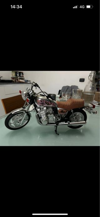 Modello scala 1/6 yamaha da 1100 della guloy