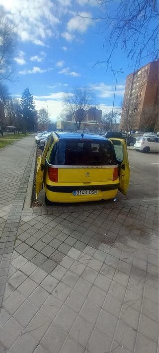 Peugeot 1007 2005