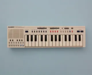 Mini piano Casio PT-80