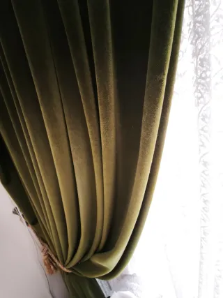 Cortinas de terciopelo verde