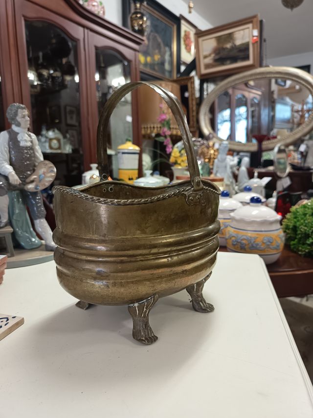 Cesta decorativa latón y bronce