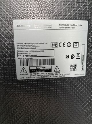 Televisor Samsung Grande Negr No tiene cable,mando