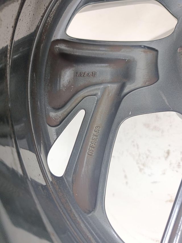 Llanta Hyundai Tucson R19 Refe: 52910D7410