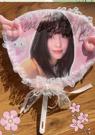 Abanico K-pop Twice Coquette Rosa